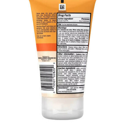 Neutrogena Oil-Fresh Acne Wash Daily Scrub