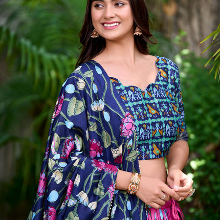 Lorenvalley Pink Tussar Silk Pichwai With Patola Print And Zari Weaving Border Lehenga Choli with Dupatta