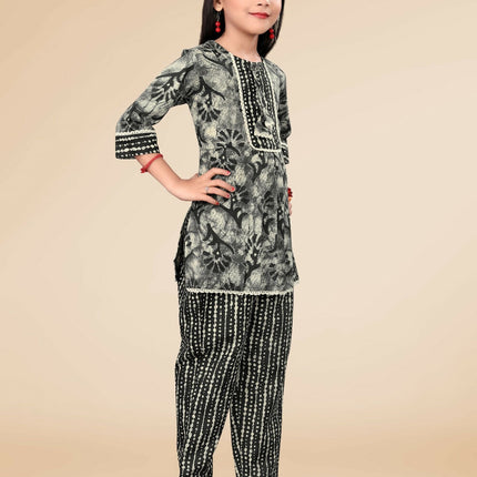Divine Drape Girls Poly Cotton Black Printed Straight Kids Kurta Pant Set