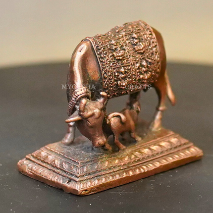 Copper Kamadhenu with Calf