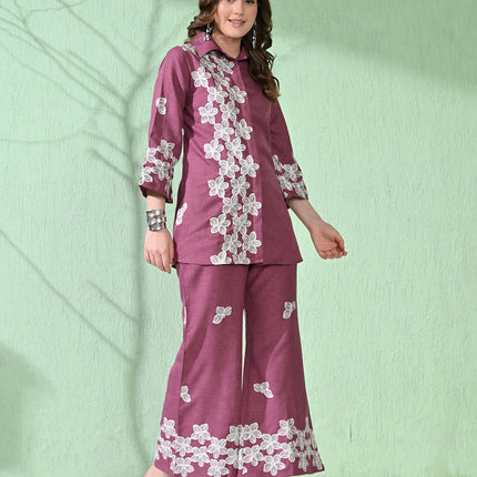 Myshka Women's Floral Embroidered Pink Tunic with Trouser