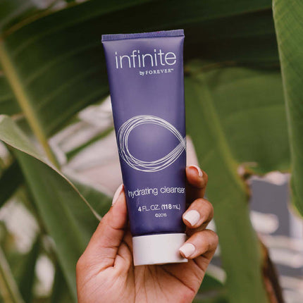 FOREVER INFINITE HYDRATING CLEANSER (118 ML)