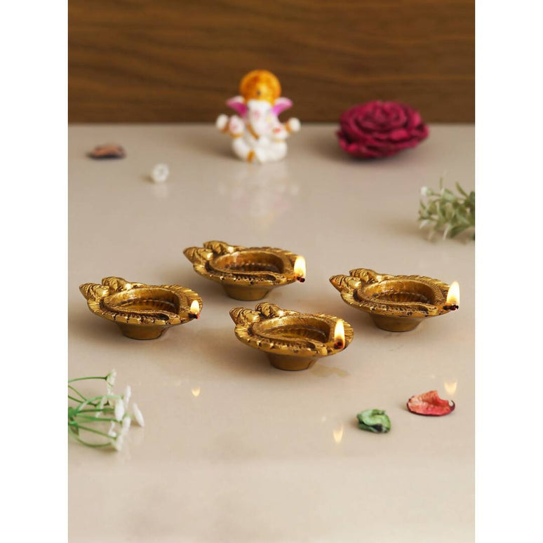 eCraftIndia 4 Pieces Beige Lakshmi & Lord Ganesha Diyas