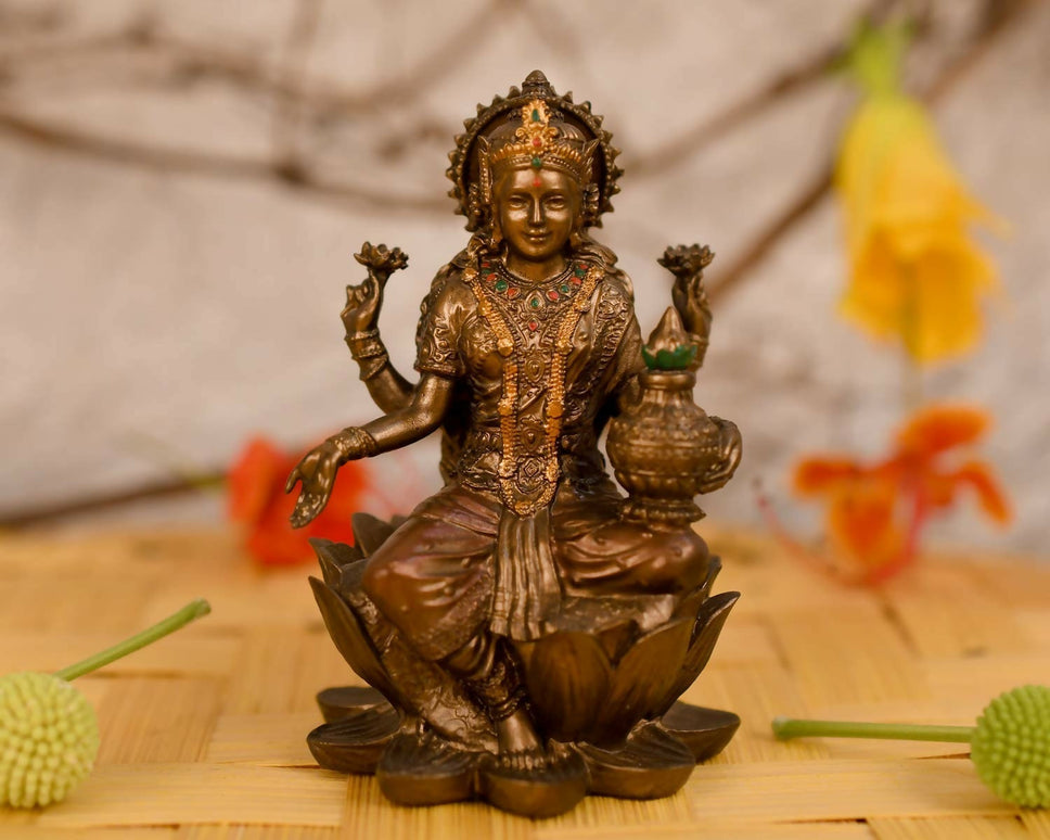 Collectible India Goddess Lakshmi Idol