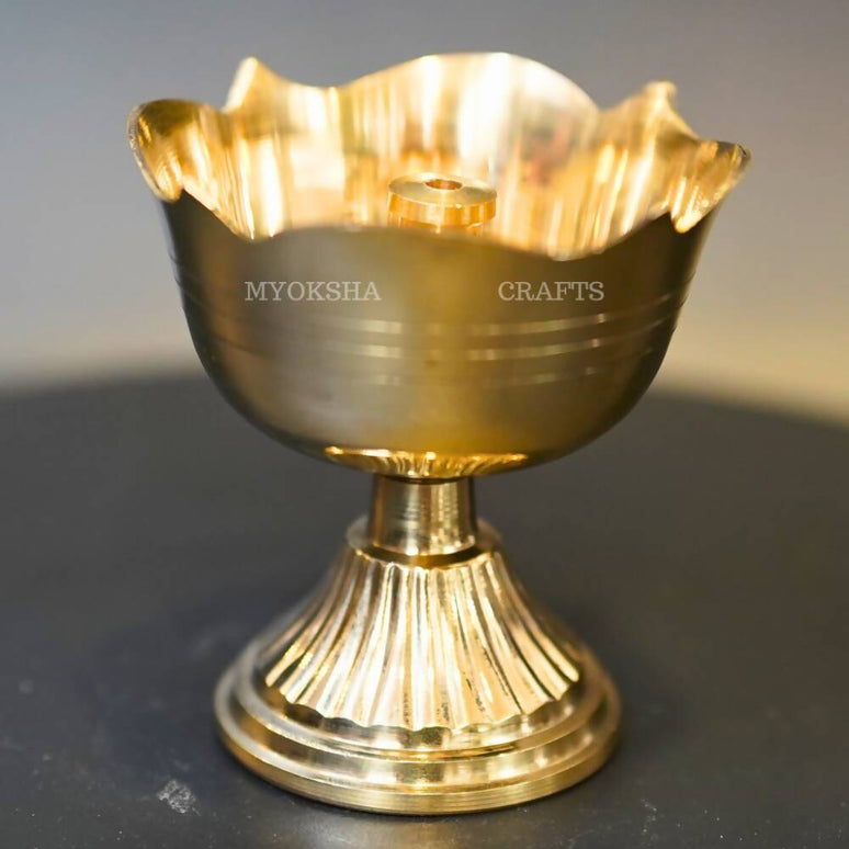 Brass Gulab Diya