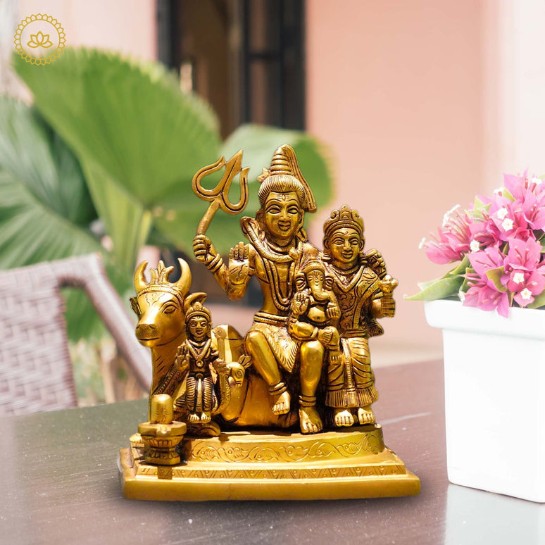 Brass Shiva Family Statue - Divine Harmony of Lord Shiva, Parvati, and Ganesha
