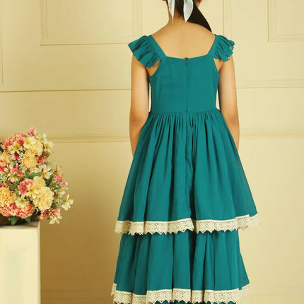 LH Luxury Fashion Fairytale Girls Layered Dress – Elegant Off-Shoulder Dress for Girls