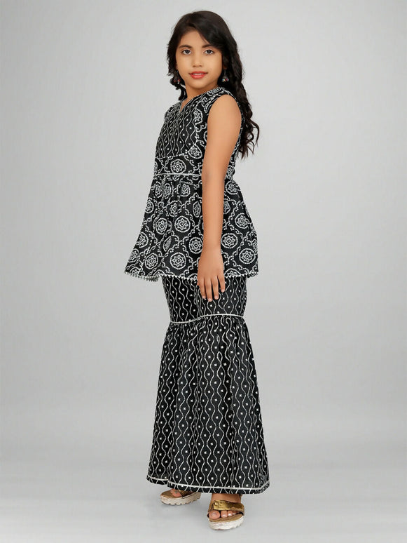 Divine Drape Girls Rayon Black Printed Straight Kids Kurta Sharara With Dupatta