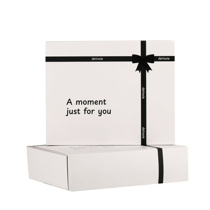 Detoxie Urban Shied Hustlers Unisex Anti-Pollution & De-Tan Daily Care Kit