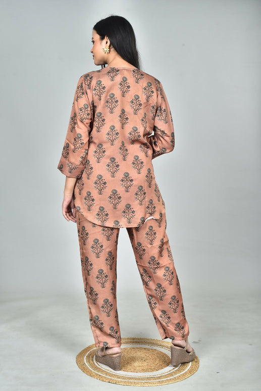 Morchari Digital Print Semi Muslin Co-Ord Set Top & Trouser-Multicolor