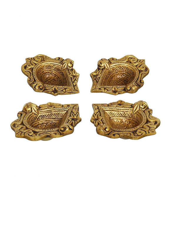 eCraftIndia 4 Pieces Beige Ethnic Design Diyas