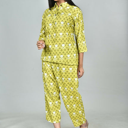 Morchari Digital Print Semi Muslin Co-Ord Set Top & Trouser-Multicolor
