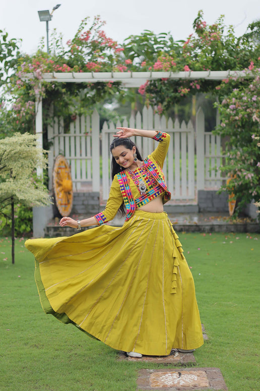 Lorenvalley Fashion Parotgreen Roman Silk with Attractive Gota-Patti Lace Lehenga Choli