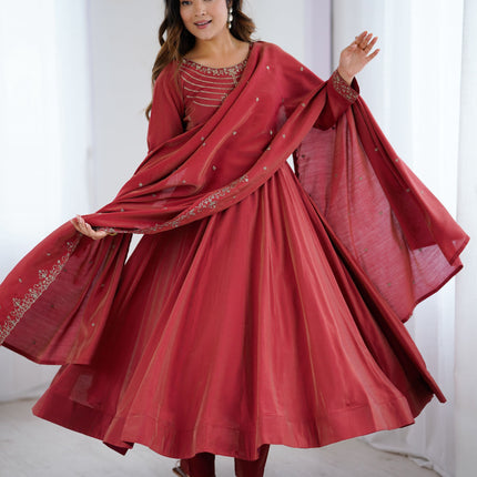 Lorenvalley Fashion Maroon Roman Shimmer Chanderi Silk Yoke Fancy Handwork Beads Work Anarkali Kurta Pant With Dupatta Set