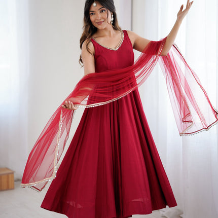 Lorenvalley Fashion Maroon Pure Romansilk Chanderi Fabric Yoke Fancy Lace Work Anarkali Kurta Pant With Dupatta Set