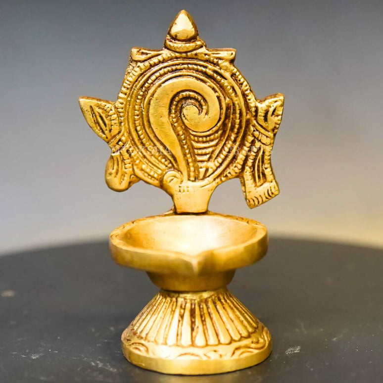Brass Shankh Diya