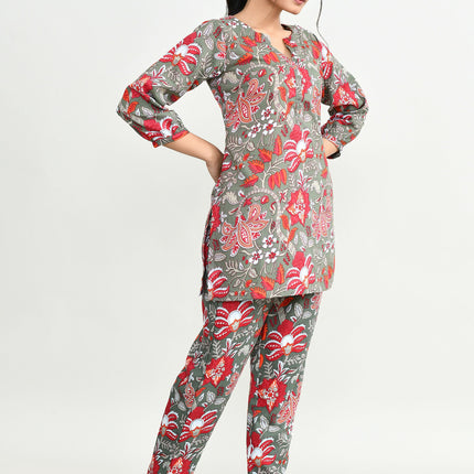 Joban Fashion Beautiful Maroon & Green Cotton Cod Set