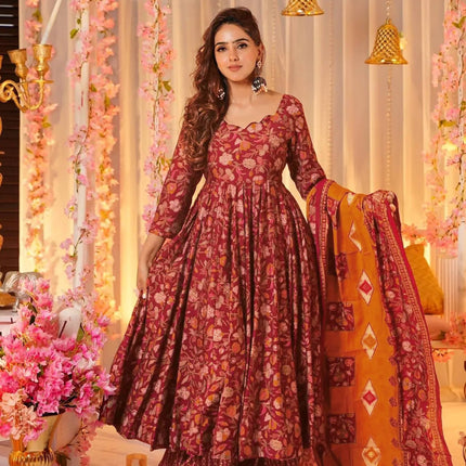 Sonakshi Women's Peach Maslin Digital Print Full Round Flair Anarkali Gown Set With Dupatta