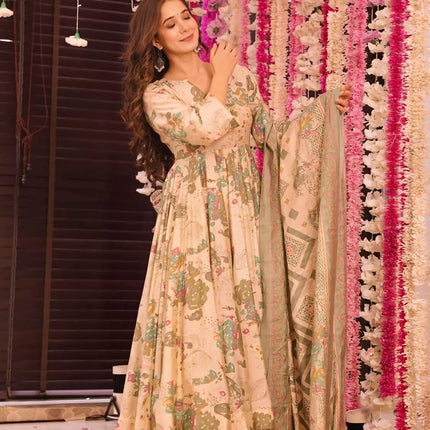 Sonakshi Women's Peach Maslin Digital Print Full Round Flair Anarkali Gown Set With Dupatta