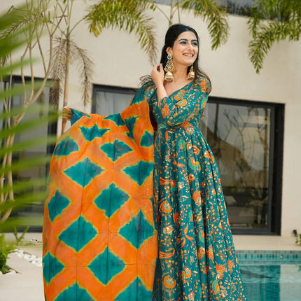 Sonakshi Women's Green Silk Digital Print Full Round Flair Anarkali Gown Set With Dupatta
