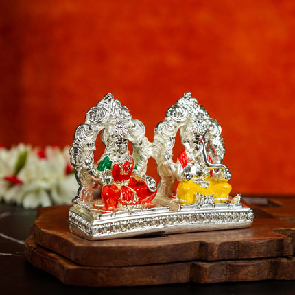 Sri Rudra Laxmi Ganesh (SR 00230)