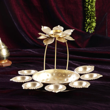 Sri Rudra Lotus Diya (SR03259)