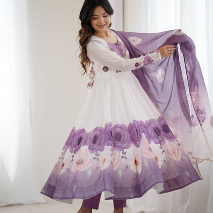 Lorenvalley Fashion Soft Organza Silk Front On Fancy Badla Jari Work Flower Position Print Outing Work Anarkali Kurta Pant With Dupatta Set