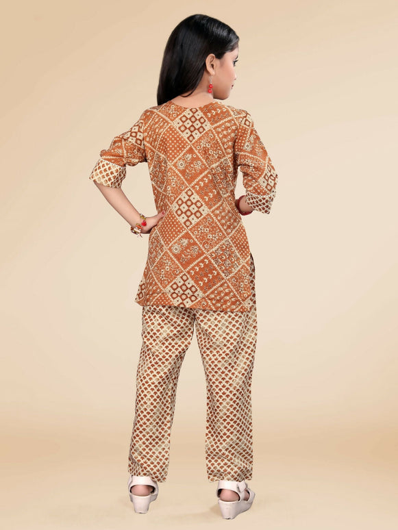 Divine Drape Girls Poly Cotton Mustard Printed Straight Kids Kurta Pant Set