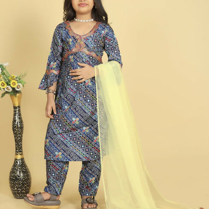 Divine Drape Girls Roman Slub Blue Printed Straight Kids Kurta Pant With Dupatta