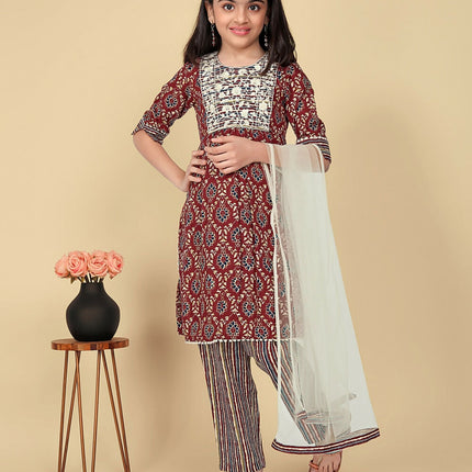Divine Drape Girls Poly Cotton Maroon Embroidered Straight Kids Kurta Pant With Dupatta