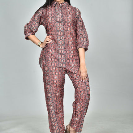 Morchari Digital Print Semi Muslin Co-Ord Set Top & Trouser-Multicolor