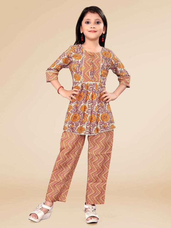 Divine Drape Girls Poly Cotton Yellow Printed Straight Kids Kurta Pant Set