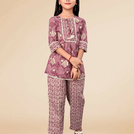 Divine Drape Girls Poly Cotton Purple Printed Straight Kids Kurta Pant Set