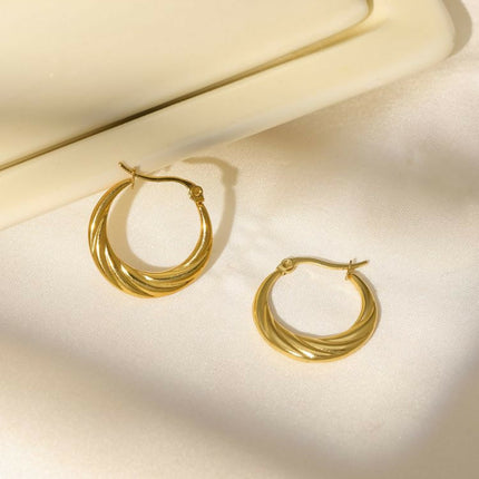 Golden Hoops Women - Ruby Raang