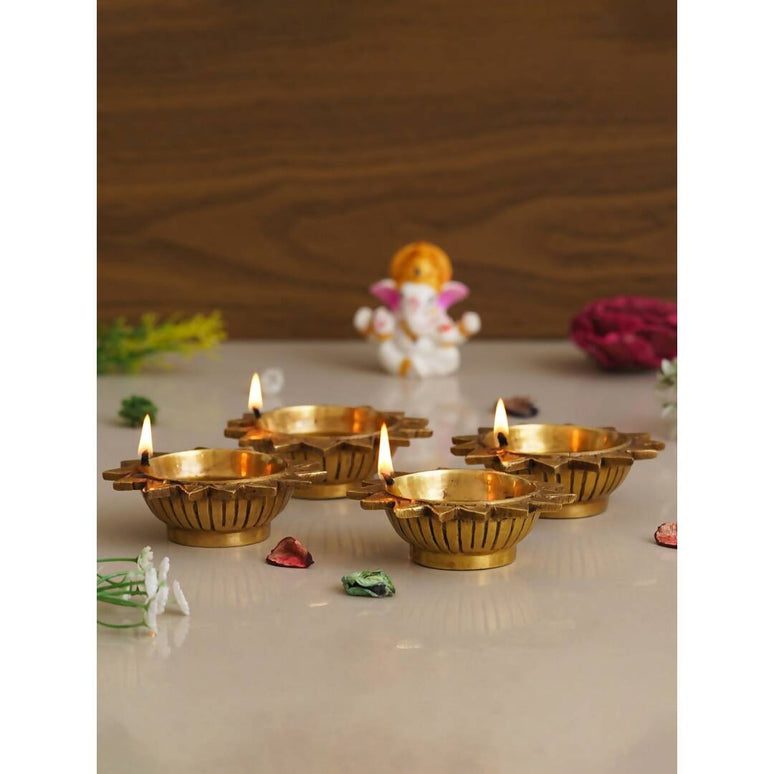 eCraftIndia 4 Pieces Beige Sun Shaped Diyas